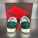 tênis Nike Air Force 1 personalizados com cristais ou glitter verde