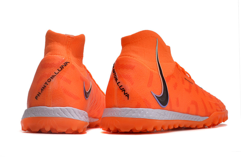 Chuteira Nike React Phantom Luna Elite Society