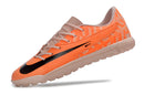 Chuteira Society Nike Phantom GX Academy - laranja