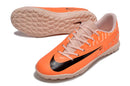Chuteira Society Nike Phantom GX Academy - laranja
