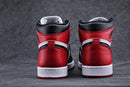 Tênis Air Jordan 1 Retro High OG