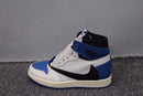 Tênis Nike Air Jordan 1 Retro High Fragment Design x Travis Scott