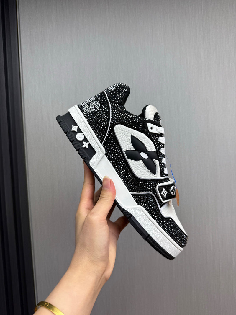 Tênis Louis Vuitton LV Trainer - Preto/Branco