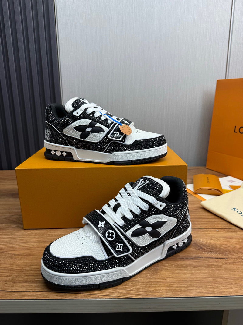 Tênis Louis Vuitton LV Trainer - Preto/Branco