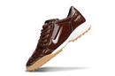 Chuteira Nike Society Total 90 - Marrom