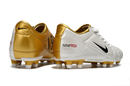 Chuteira Nike Total 90 - Branco/Dourado