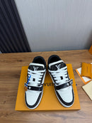 Tênis Louis Vuitton LV Trainer - Preto/Branco
