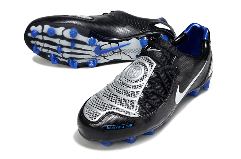 Chuteira Nike Total 90 Campo Laser - Preto/Branco