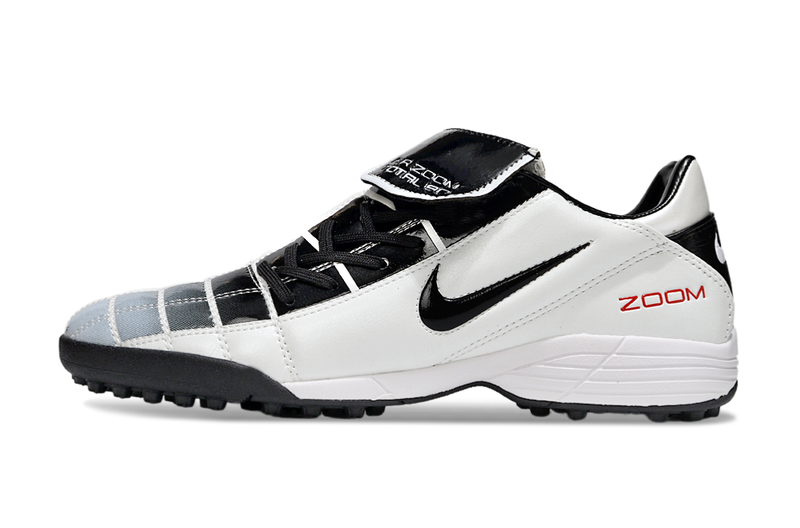 Chuteira Nike Total 90 - Preto/Branco