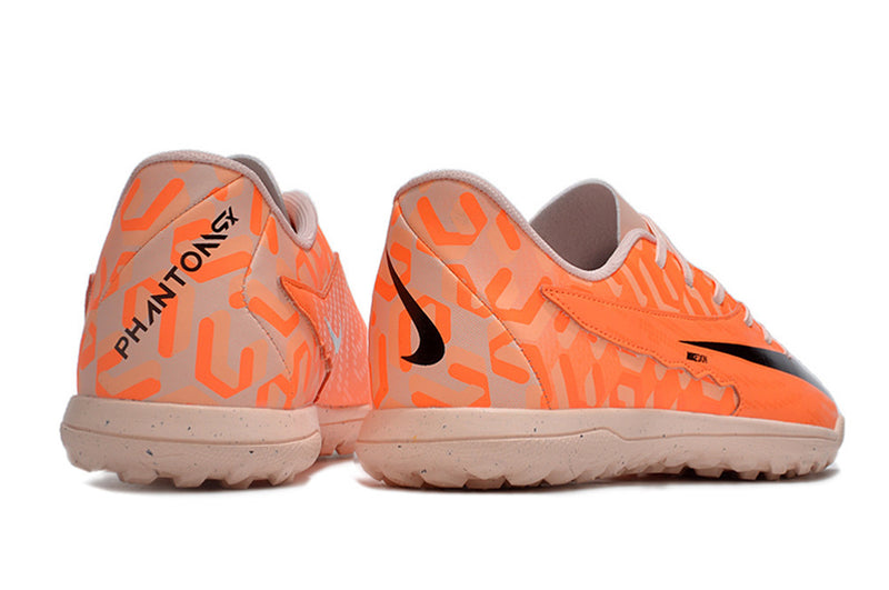 Chuteira Society Nike Phantom GX Academy - laranja