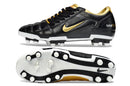 Chuteira Nike Total 90 - Preto/Dourado