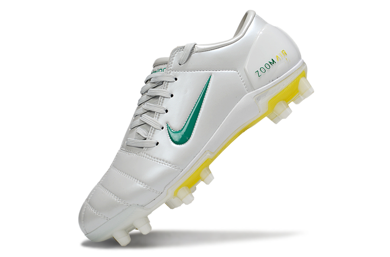 Chuteira Campo Nike Total 90 III FG - Branca/Verde/Amarela