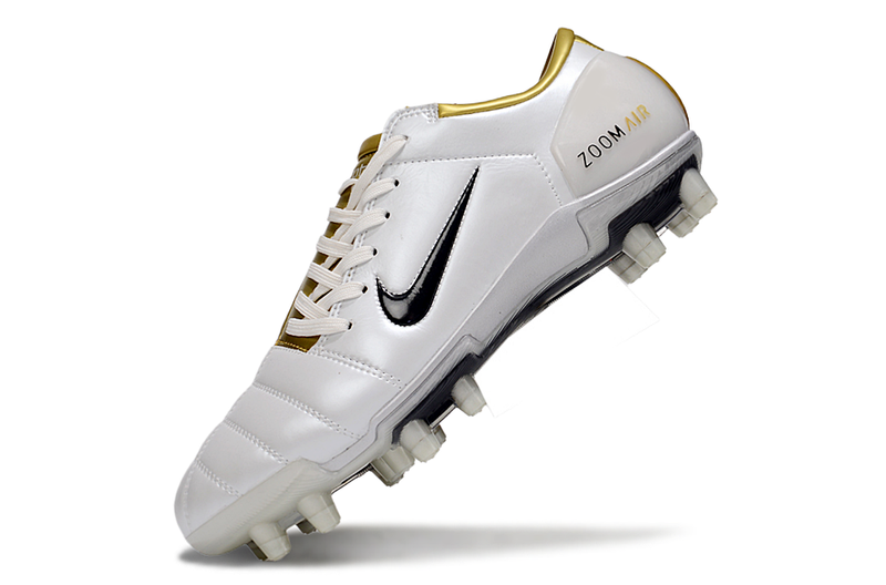 Chuteira Nike Total 90 - Branco/Dourado