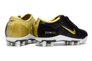 Chuteira Nike Total 90 - Preto/Dourado