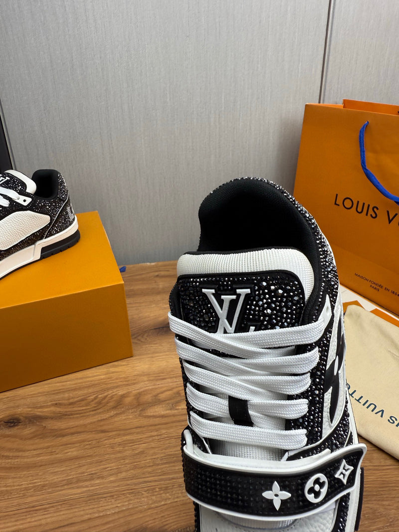 Tênis Louis Vuitton LV Trainer - Preto/Branco