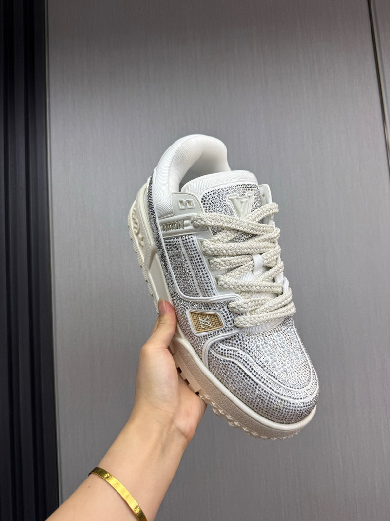 LV Louis vuitton TRAINER - Off white/Cinza Brilho - Alto relevo