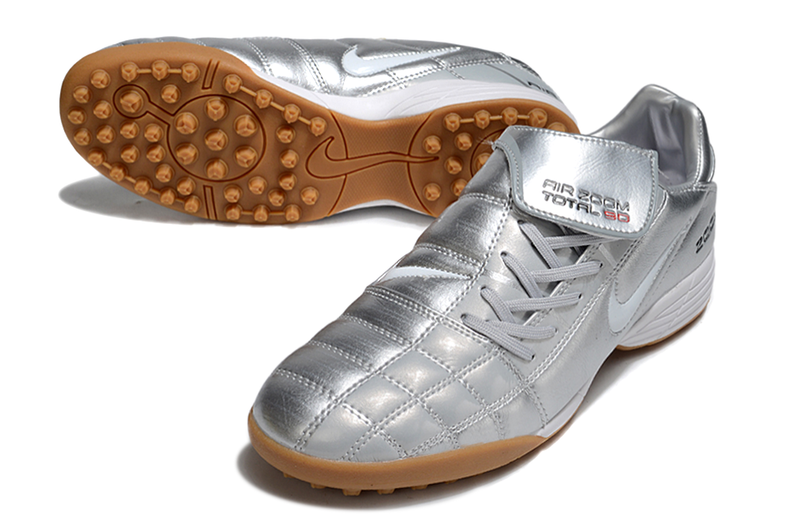 Chuteira Nike Air Zoom Total 90 - Branco