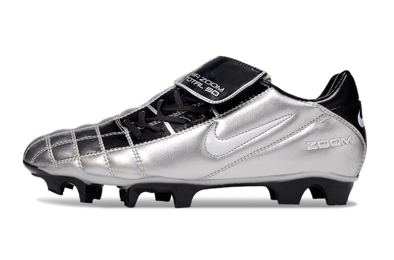 Chuteira Nike Total 90 - Prata/Preto