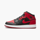 Tênis Jordan 1 Mid GS Banned