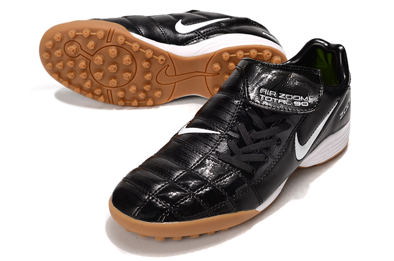 Chuteira Nike Total 90 Society - Preto