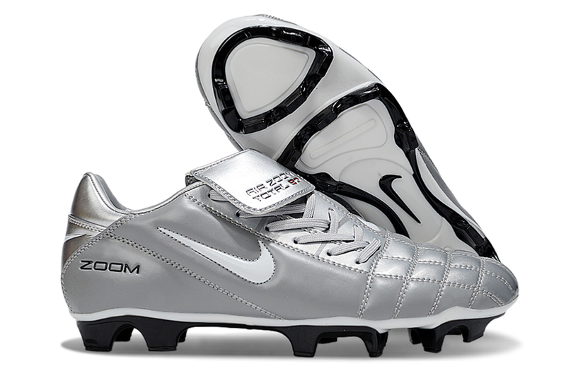 Chuteira Nike Total 90 FG - Prata/Preto/Branco