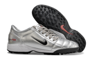 Chuteira Nike Society Total 90 - Prata/Preto