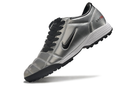 Chuteira Nike Society Total 90 - Prata/Preto