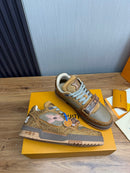 Tênis Louis Vuitton LV Trainer - Marron / Dourado