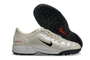 Chuteira Nike Society Total 90 - Creme/Preto